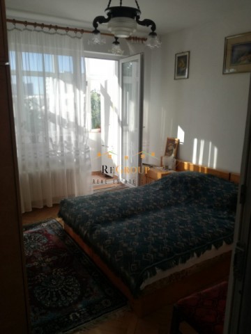 apartament-3-camere-podu-ros-decomandat-1